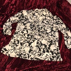 Lapis large black and white 3/4 sleeves casual to dress shirt . Gently worn .